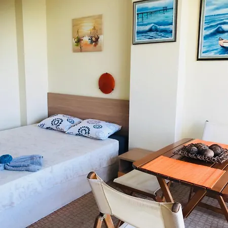 Beach Apartment *