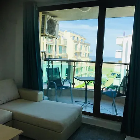 Beach Apartment Primorsko
